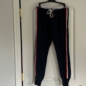 Tommy Hilfiger low waist sweatpants with adjustable string